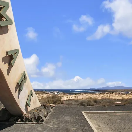 Villa Asensio Lajares