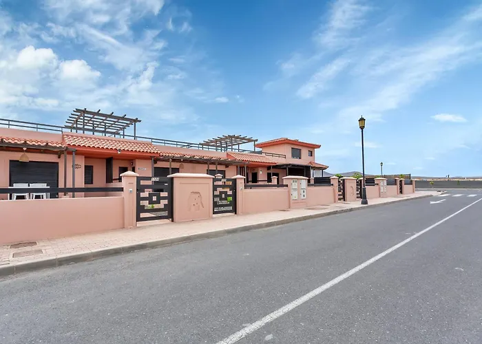 Asensio Villa Lajares